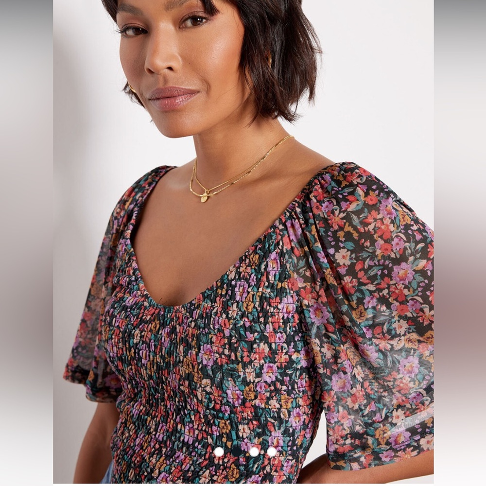 Anika Rouched Mesh Top - Picture 4 of 6